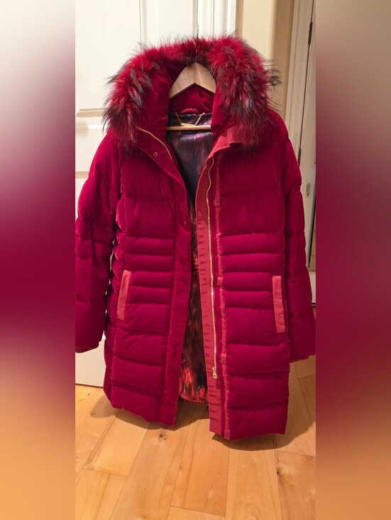 Elie Tahari Jackets & Blazers - Elie Tahari Ruby Red Quilted Puffer Coat with Faux-Fur Trim